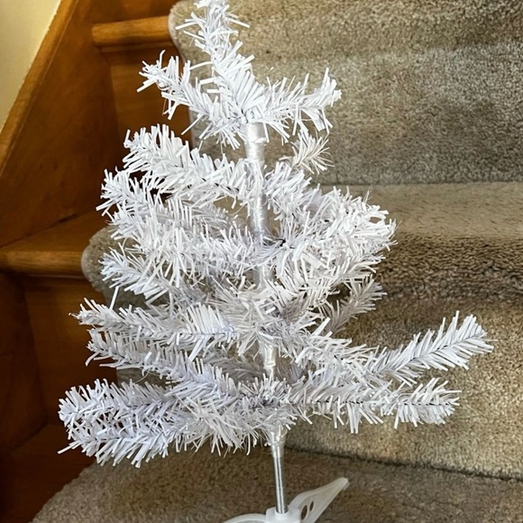 Two white Christmas trees ready to decorate 14 inches tall easy to Manipulate br - Picture 2 of 4